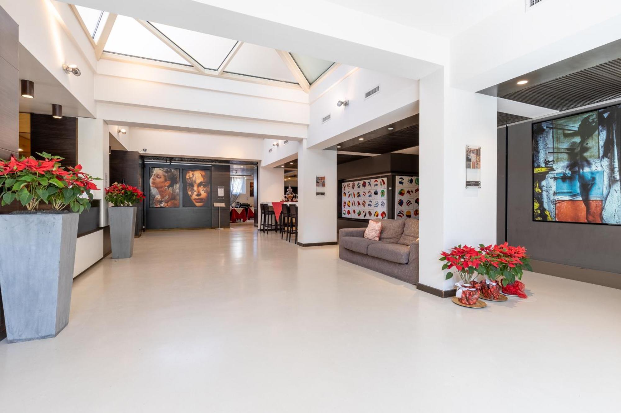 Wall Art Hotel & Residence Prato  Exterior photo