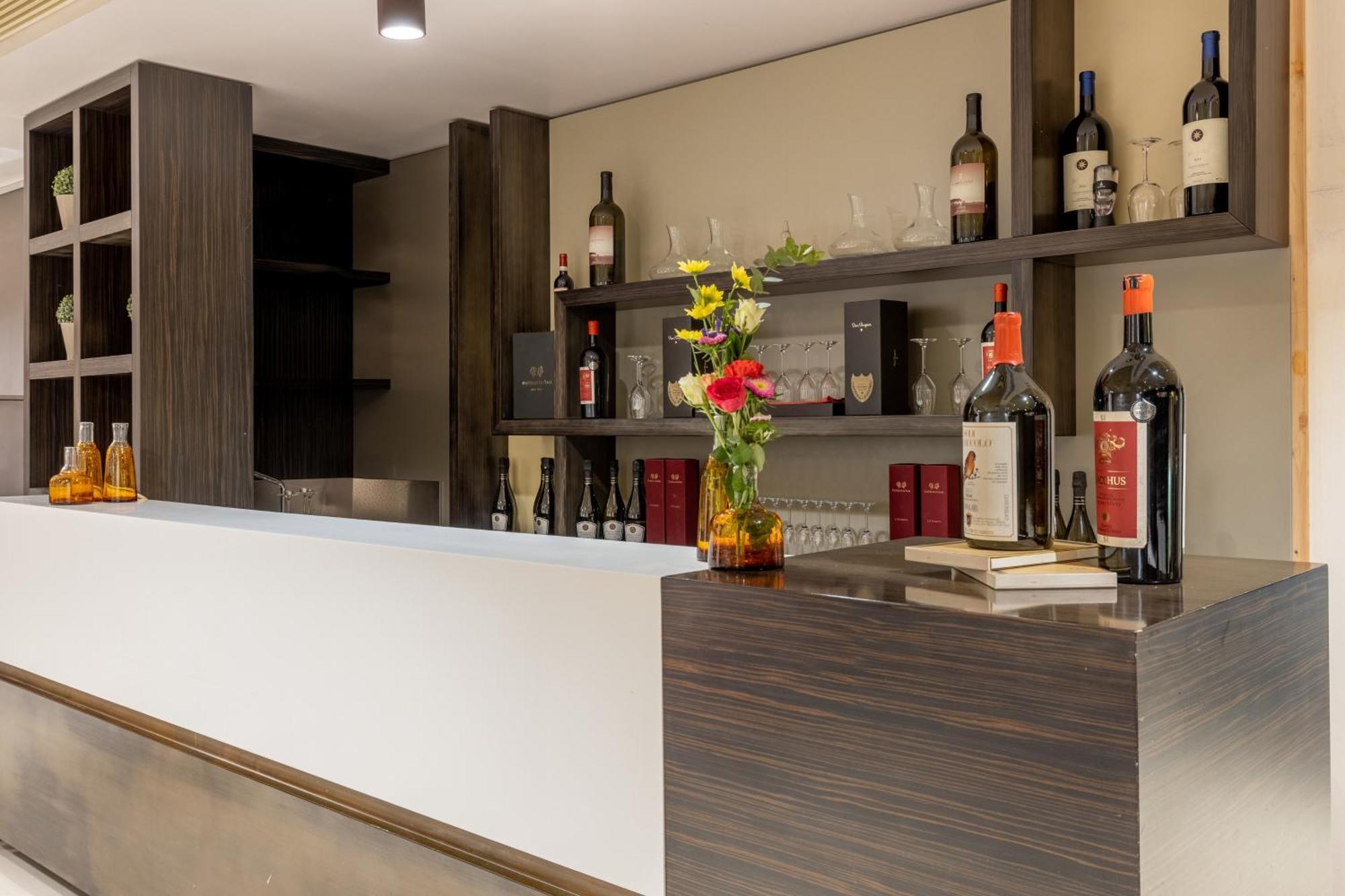 Wall Art Hotel & Residence Prato  Exterior photo